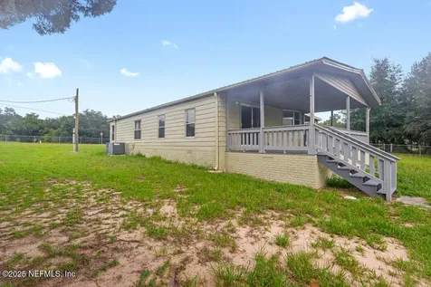 100 Mangels Drive Interlachen FL 32148