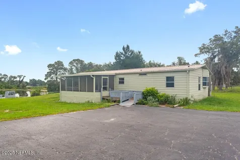100 Mangels Drive Interlachen FL 32148