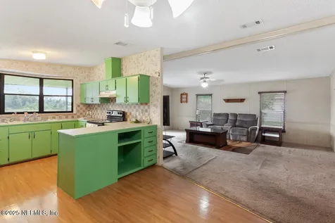 100 Mangels Drive Interlachen FL 32148