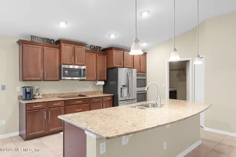 10856 Lothmore Road Jacksonville FL 32221
