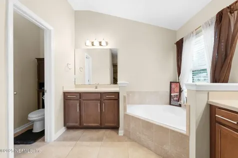 10856 Lothmore Road Jacksonville FL 32221