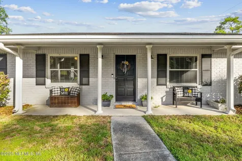 4670 Scarlet Court Jacksonville FL 32210