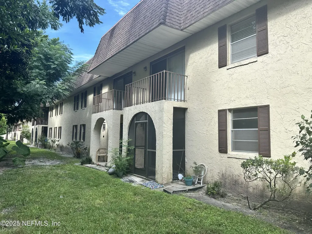 1644 El Camino Road Jacksonville FL 32216