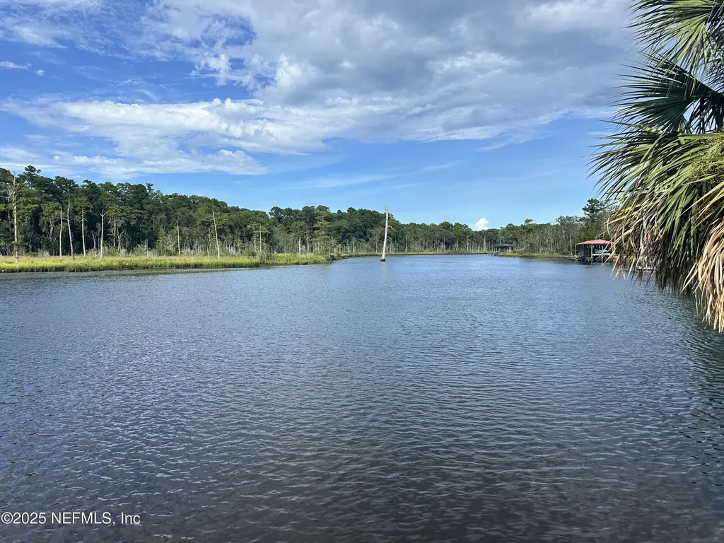 1644 El Camino Road Jacksonville FL 32216