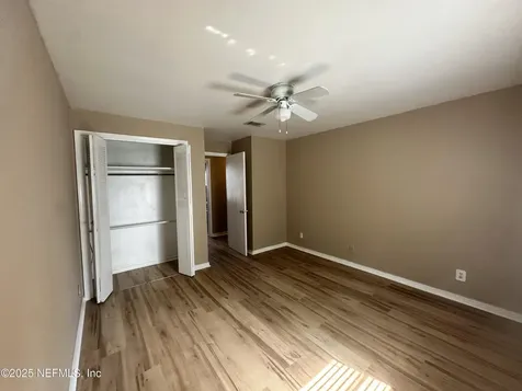 1644 El Camino Road Jacksonville FL 32216