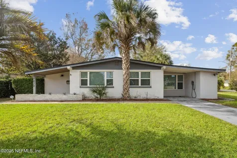 7810 Napo Drive Jacksonville FL 32217