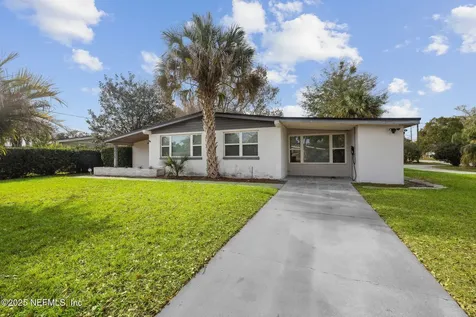 7810 Napo Drive Jacksonville FL 32217