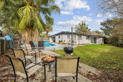 7810 Napo Drive Jacksonville FL 32217
