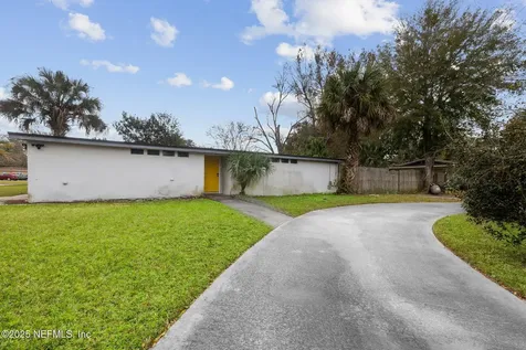 7810 Napo Drive Jacksonville FL 32217