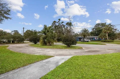 7810 Napo Drive Jacksonville FL 32217