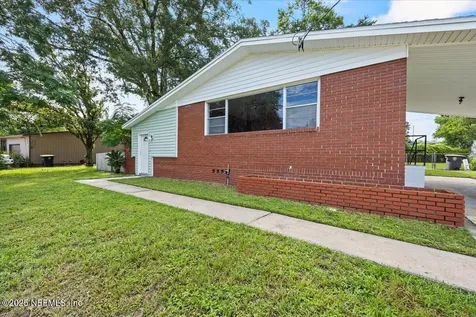 5114 Greenway Drive N Jacksonville FL 32244