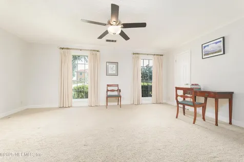 5478 River Trail Road N Jacksonville FL 32277