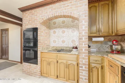 5478 River Trail Road N Jacksonville FL 32277