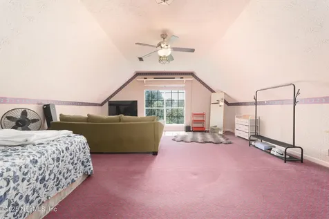 5478 River Trail Road N Jacksonville FL 32277