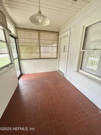 1383 Wolfe Street Jacksonville FL 32205