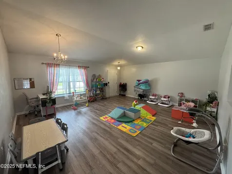 1825 James Madison Court Jacksonville FL 32221