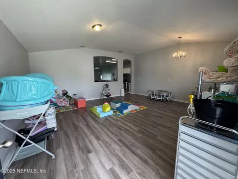 1825 James Madison Court Jacksonville FL 32221