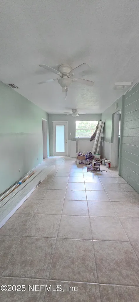 5 55th Street Yankeetown FL 34449