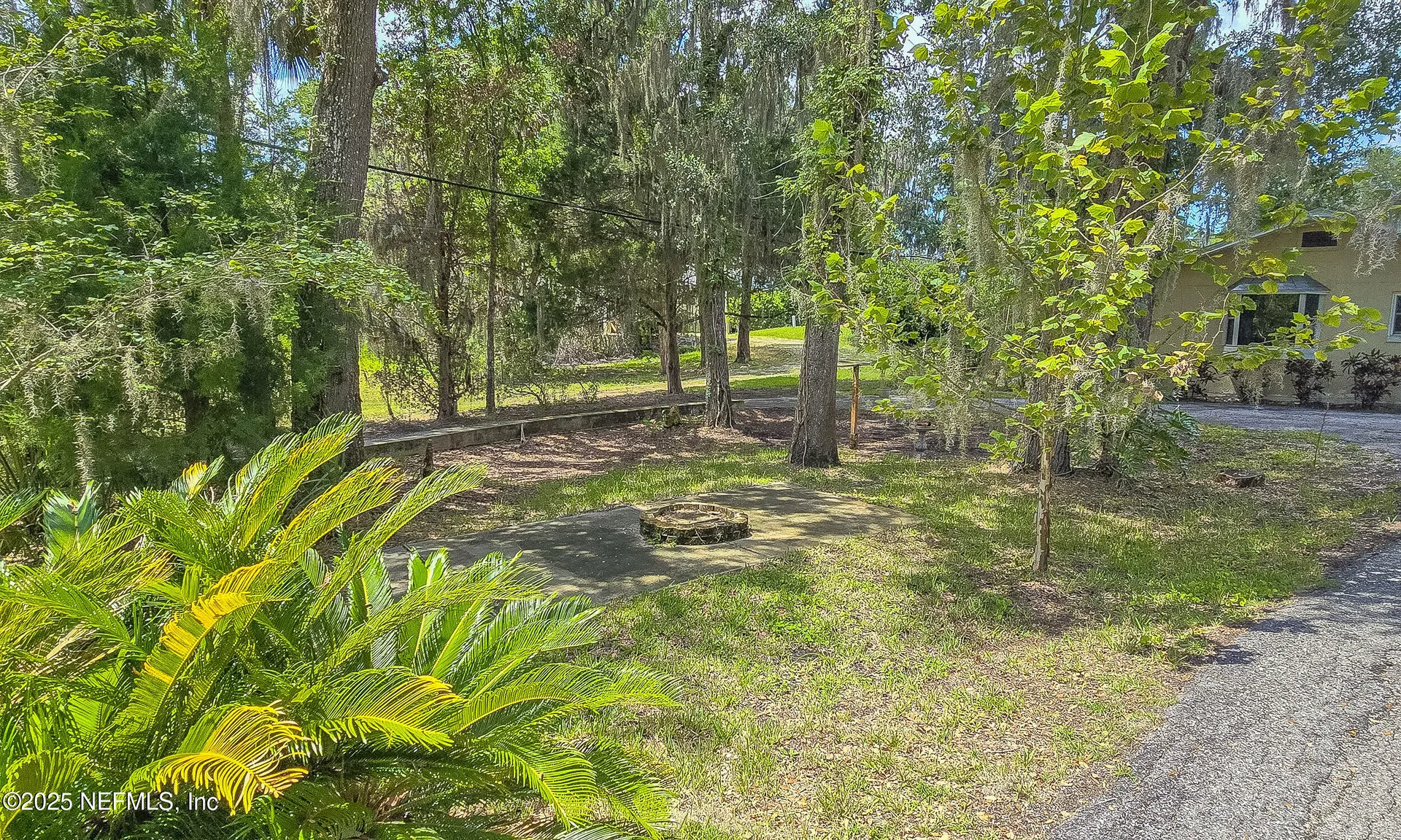 5 55th Street Yankeetown FL 34449