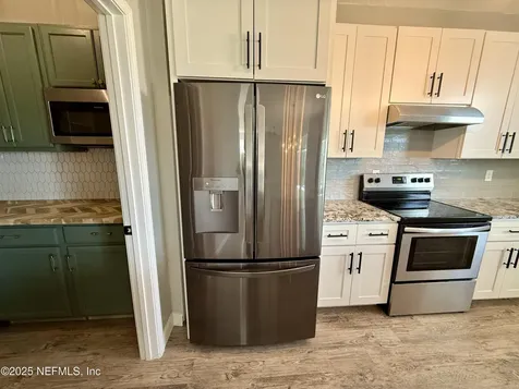 2200 Pebble Point Drive Green Cove Springs FL 32043