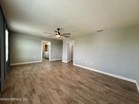 2200 Pebble Point Drive Green Cove Springs FL 32043