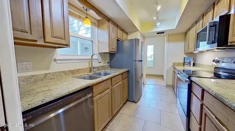 1115 Hamlet Court Neptune Beach FL 32266
