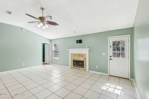 5386 Tessa Terrace Jacksonville FL 32244