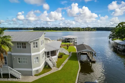 192 Sportsman Drive Welaka FL 32193