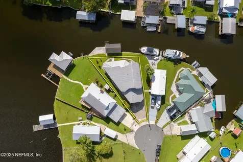 192 Sportsman Drive Welaka FL 32193