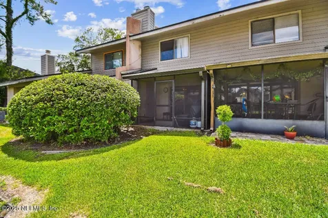 7701 Baymeadows Circle Jacksonville FL 32256