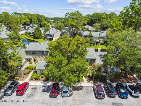 7701 Baymeadows Circle Jacksonville FL 32256