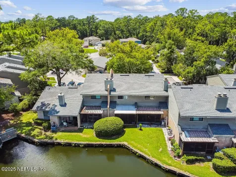 7701 Baymeadows Circle Jacksonville FL 32256