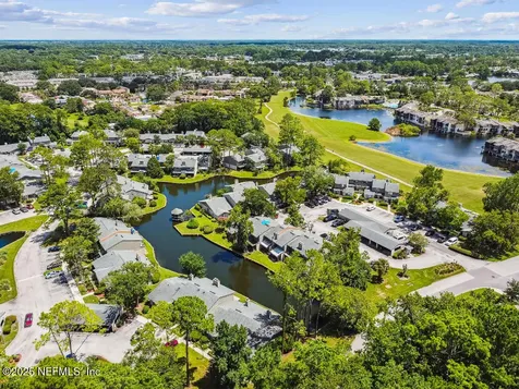 7701 Baymeadows Circle Jacksonville FL 32256