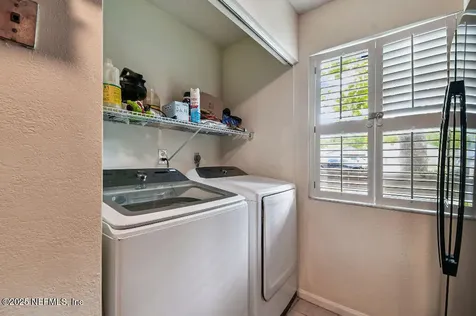 7701 Baymeadows Circle Jacksonville FL 32256