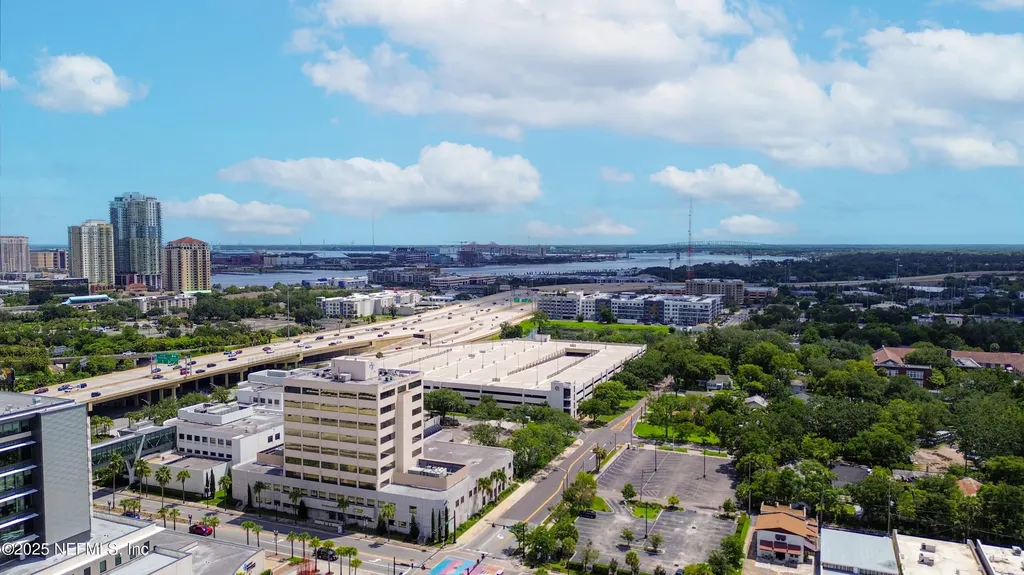 1592 Le Baron Avenue Jacksonville FL 32207