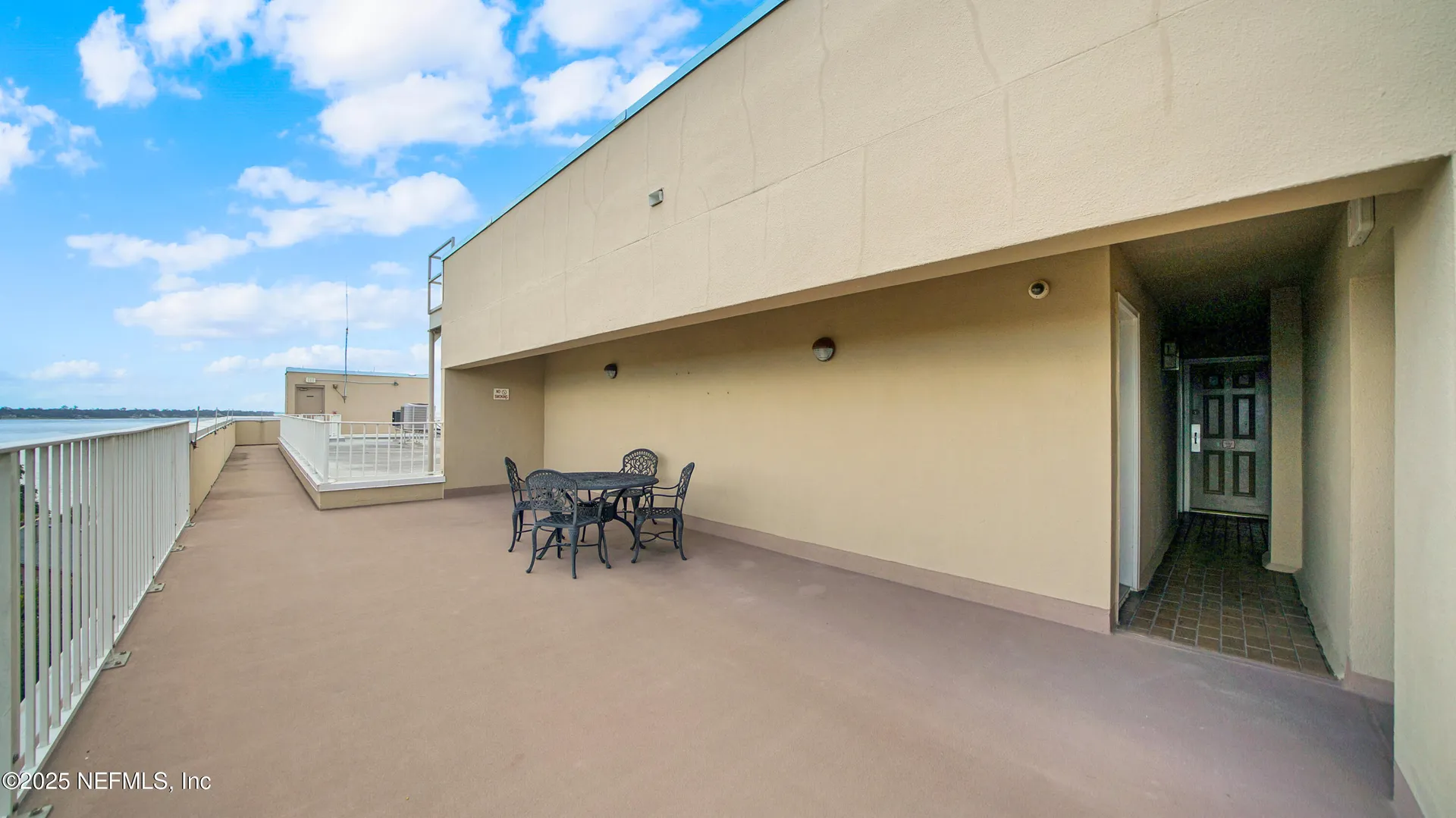 1592 Le Baron Avenue Jacksonville FL 32207