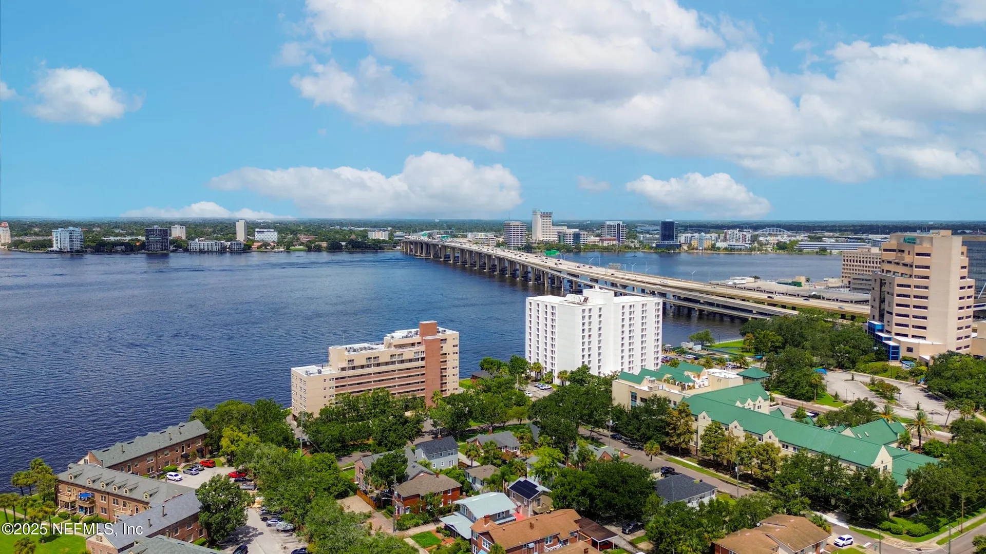 1592 Le Baron Avenue Jacksonville FL 32207
