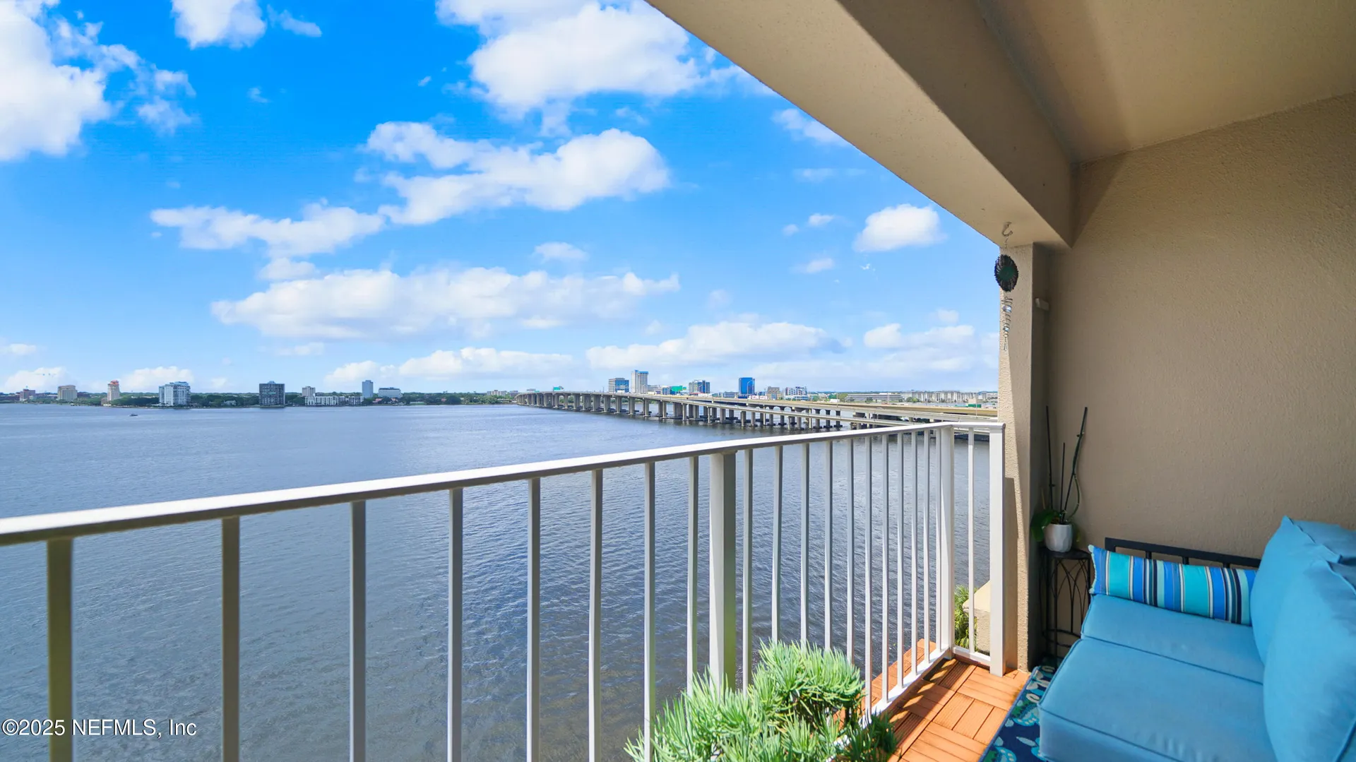 1592 Le Baron Avenue Jacksonville FL 32207