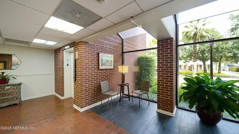 1592 Le Baron Avenue Jacksonville FL 32207