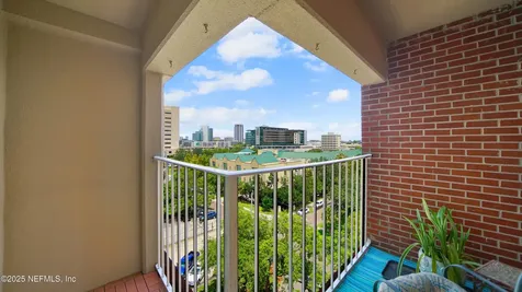 1592 Le Baron Avenue Jacksonville FL 32207