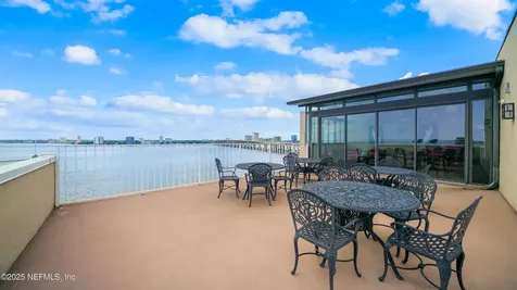 1592 Le Baron Avenue Jacksonville FL 32207