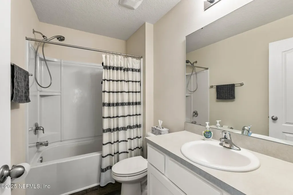 2271 Willow Glen Lane Green Cove Springs FL 32043