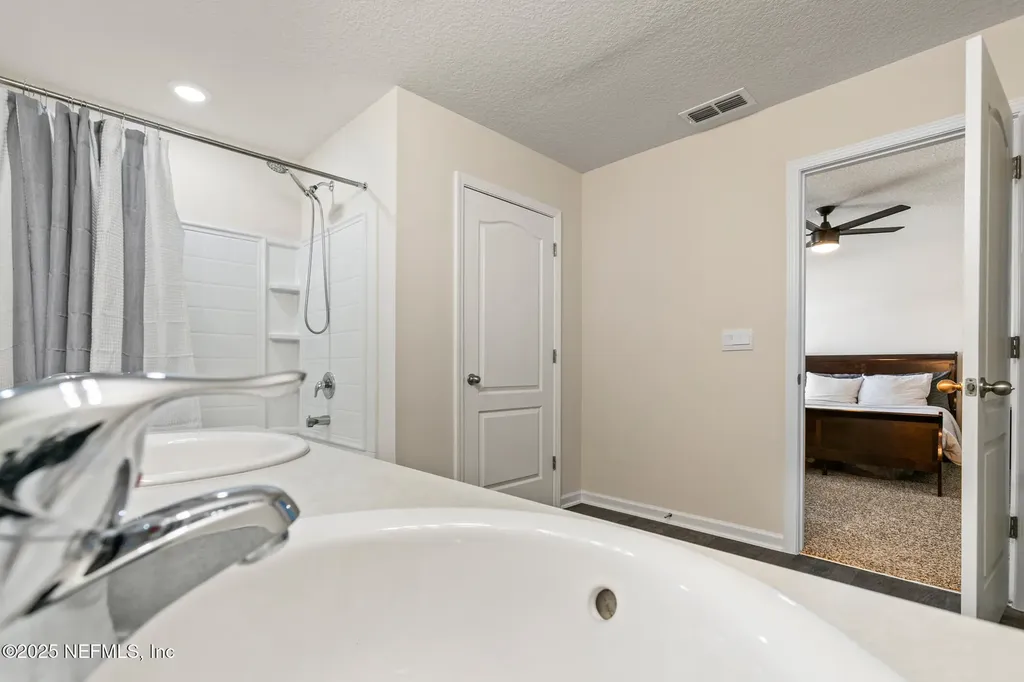 2271 Willow Glen Lane Green Cove Springs FL 32043