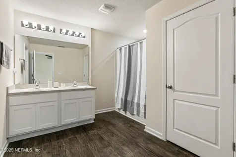2271 Willow Glen Lane Green Cove Springs FL 32043