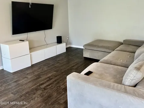 3616 Alta Lakes Boulevard Jacksonville FL 32226