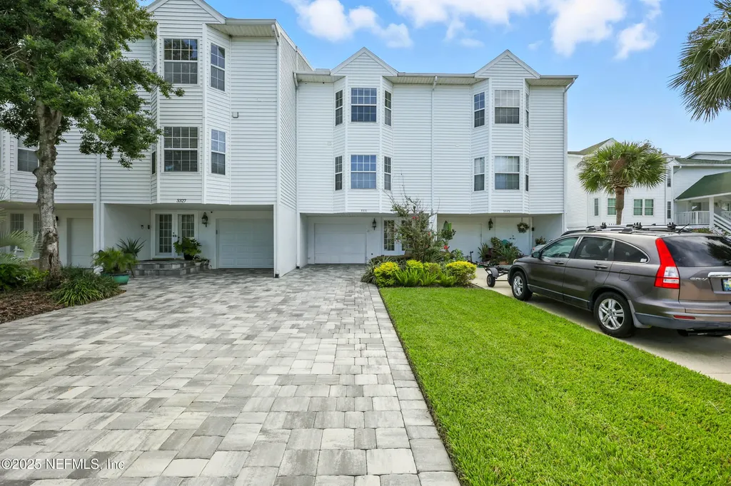 3331 Lighthouse Point Lane Jacksonville FL 32250