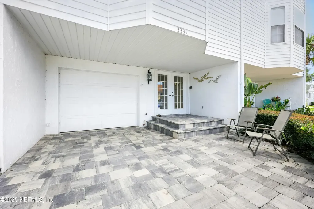 3331 Lighthouse Point Lane Jacksonville FL 32250