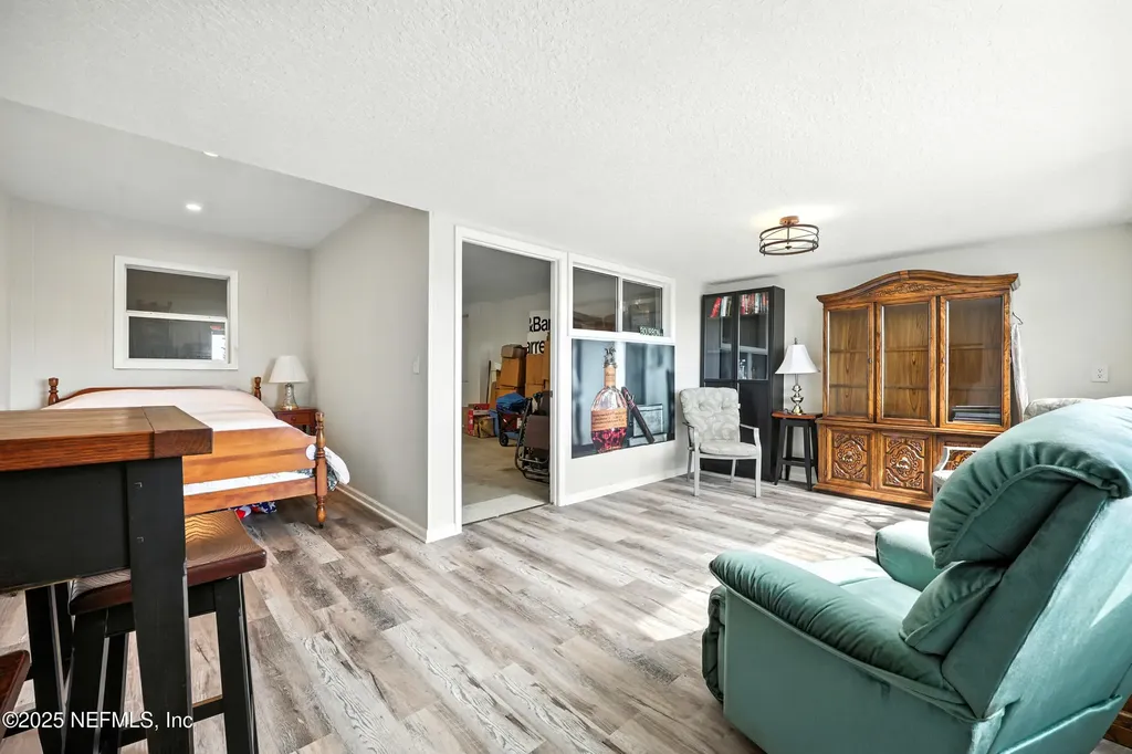 3331 Lighthouse Point Lane Jacksonville FL 32250
