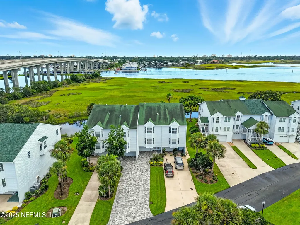 3331 Lighthouse Point Lane Jacksonville FL 32250