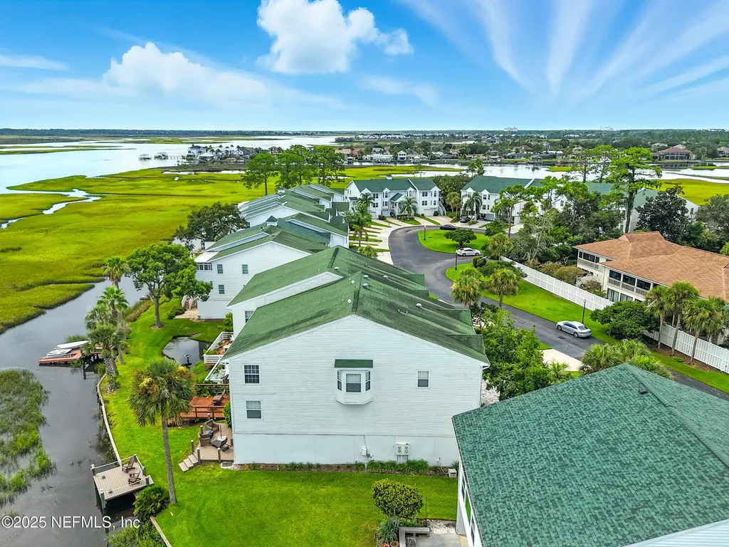 3331 Lighthouse Point Lane Jacksonville FL 32250